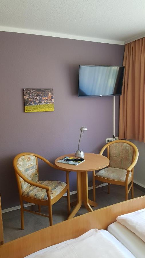 Hotel Vierenstrasse Neudorf  Εξωτερικό φωτογραφία