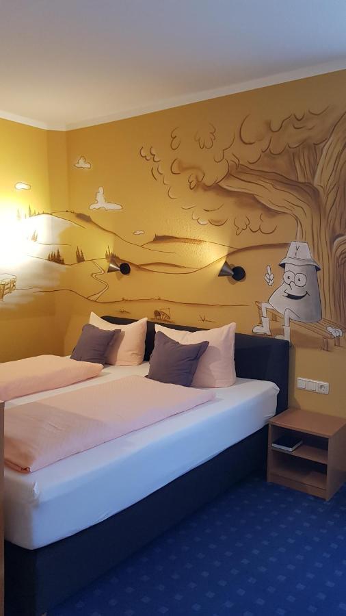 Hotel Vierenstrasse Neudorf  Εξωτερικό φωτογραφία