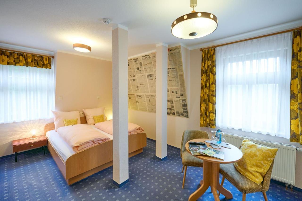 Hotel Vierenstrasse Neudorf  Εξωτερικό φωτογραφία
