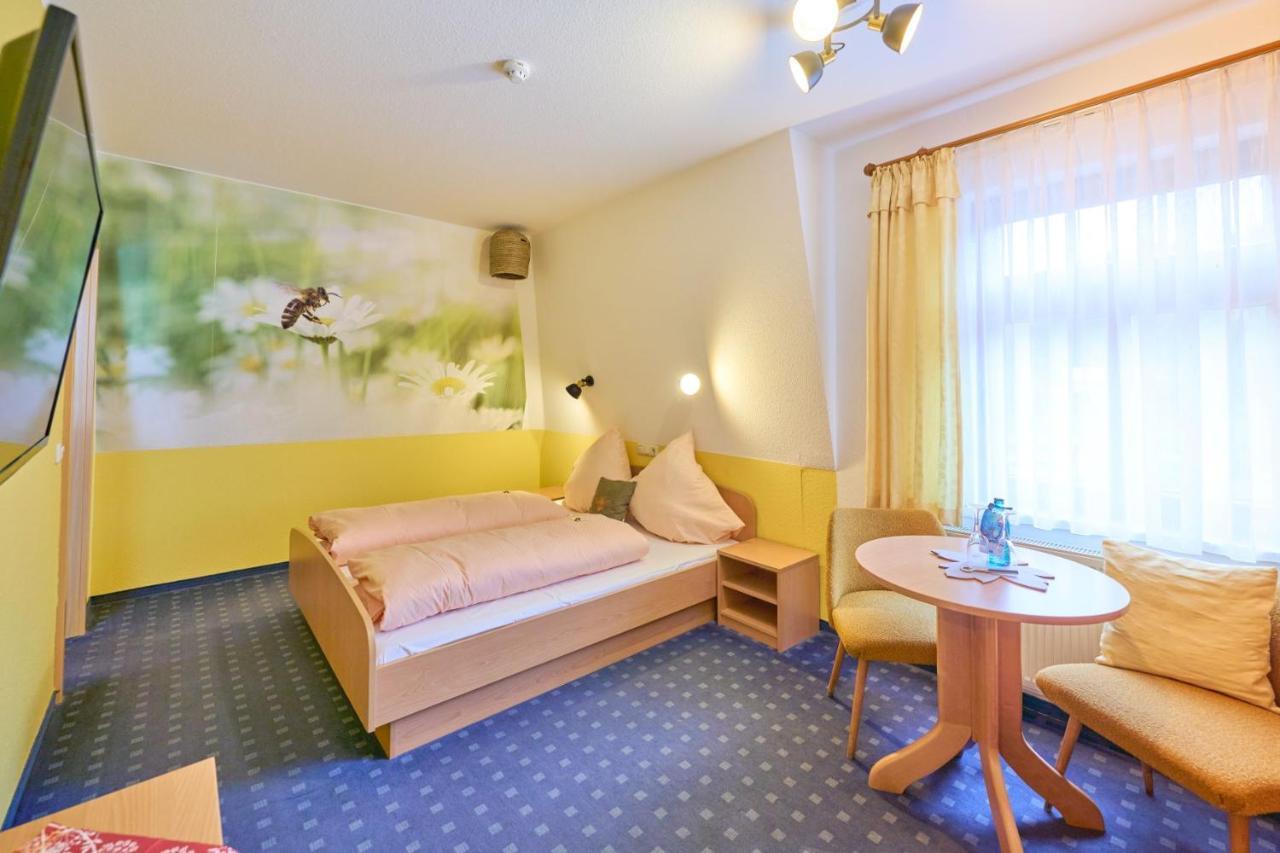 Hotel Vierenstrasse Neudorf  Εξωτερικό φωτογραφία